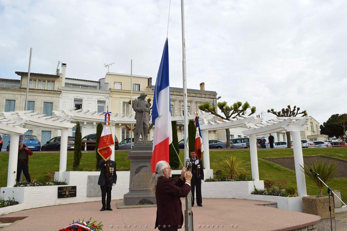 2015 04 23 24 25 ST GEORGES DE DIDONNE-AG DU 9 EME HUSSARDS (94).JPG